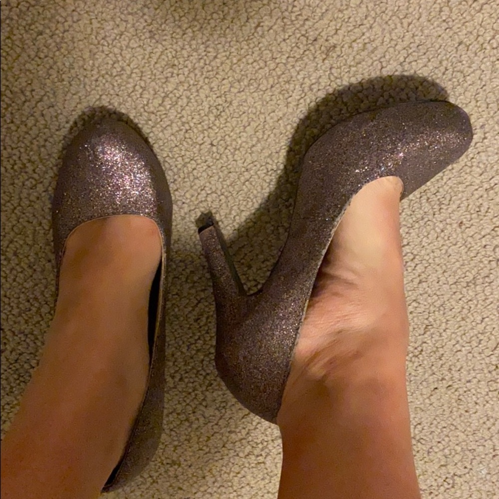 Multicolor sparkle heels